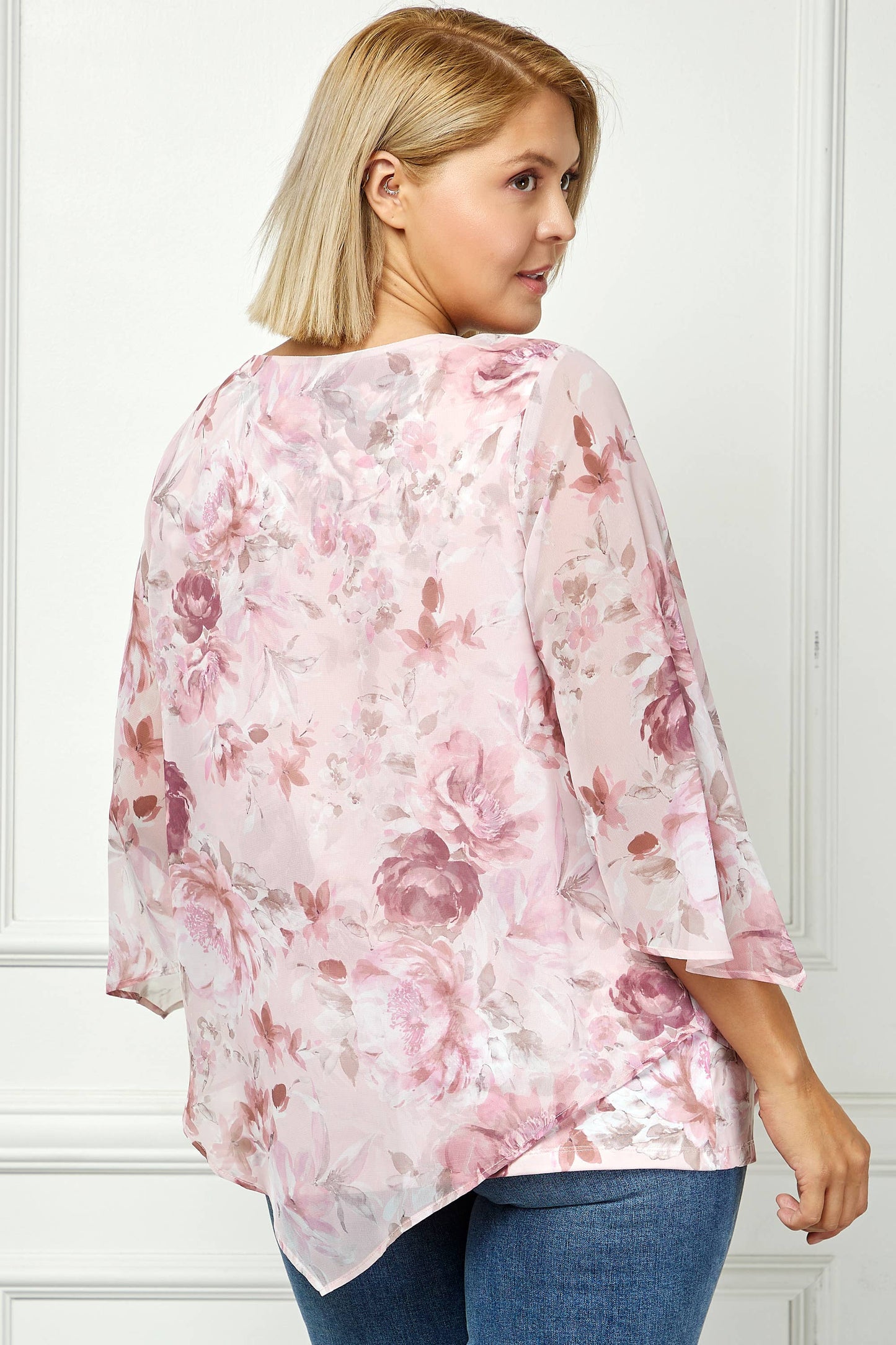 PLUS SIZE BLOOM WATER FLORAL LAYERED BLOUSE