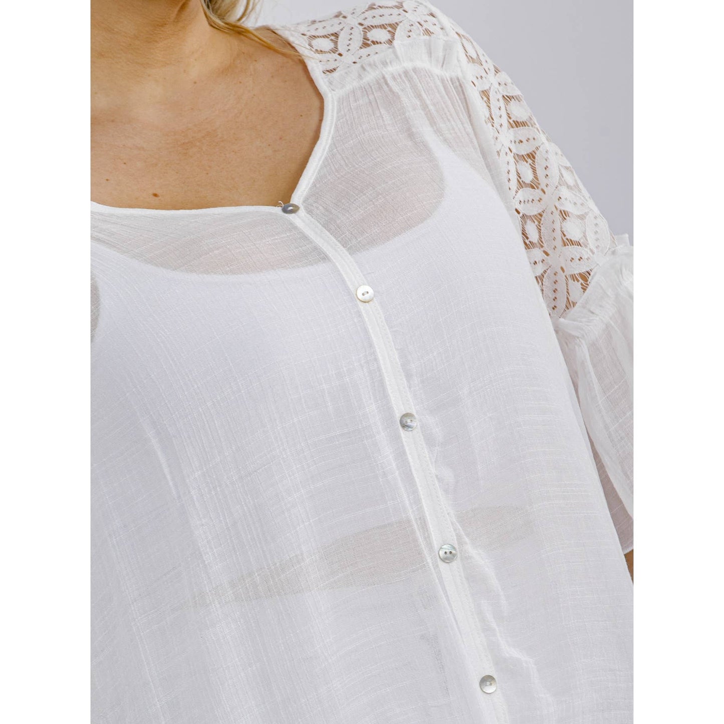 PLUS LACE BELL SLEEVE SHIRT