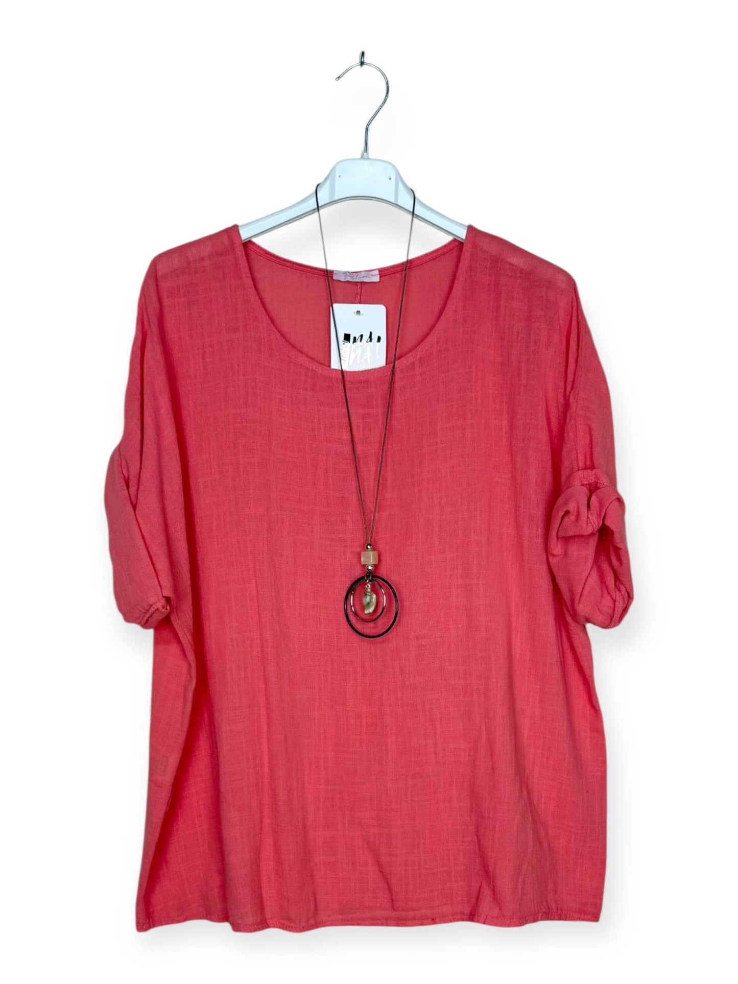 Lightweight solid cotton top with necklace