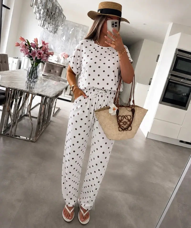 Oversized Polka-Dot Set – Loose Top & Flowing Pants