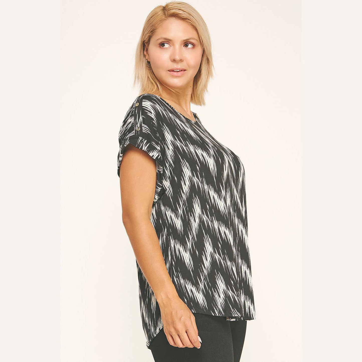 PLUS SIZE SHORT SLEEVE DOLMAN TOP
