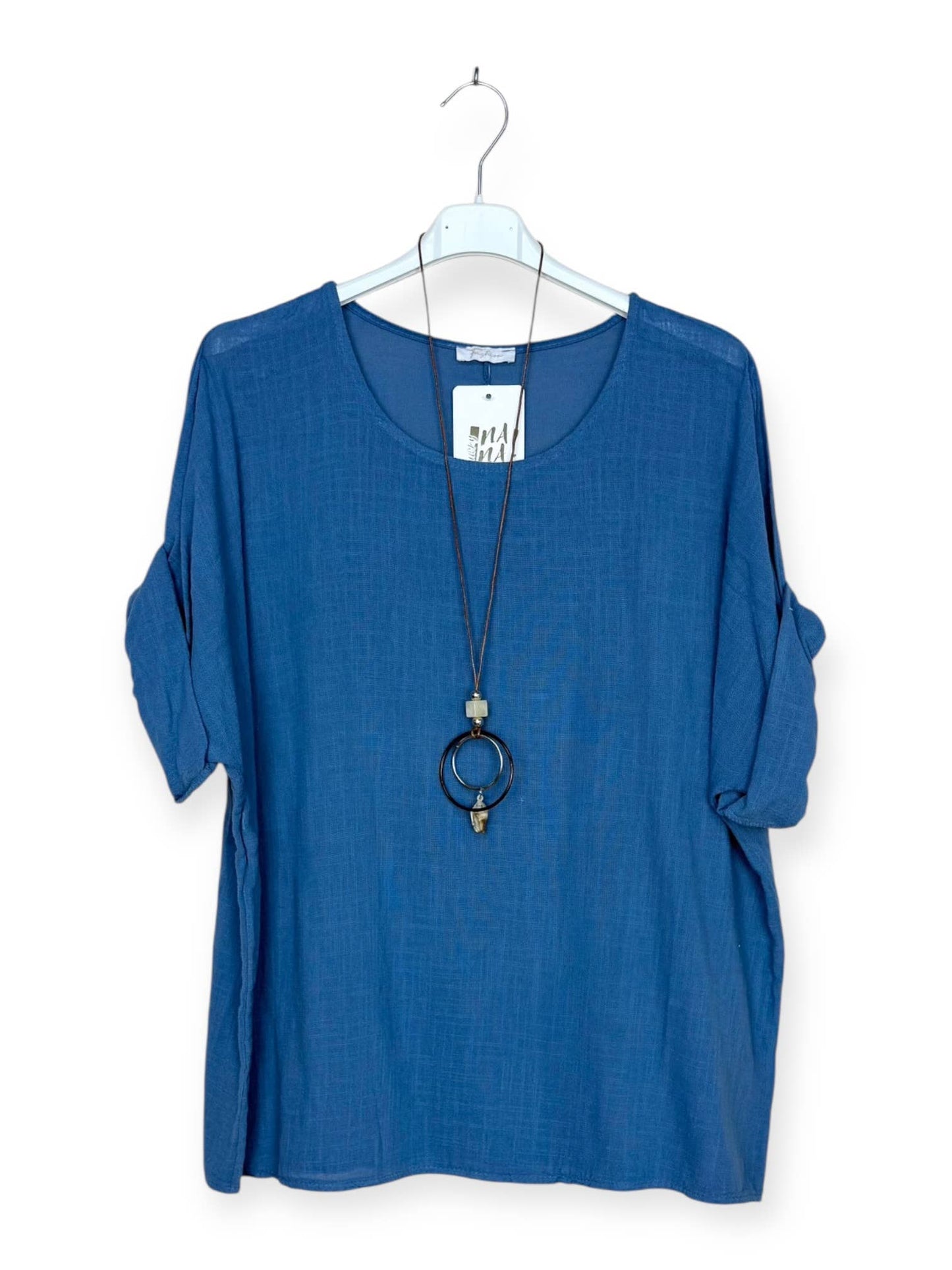 Lightweight solid cotton top with necklace