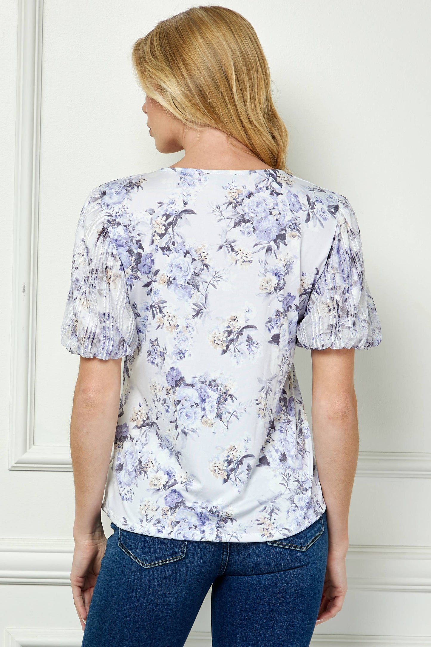 FLORAL BUBBLE SLEEVE CHARM TOP