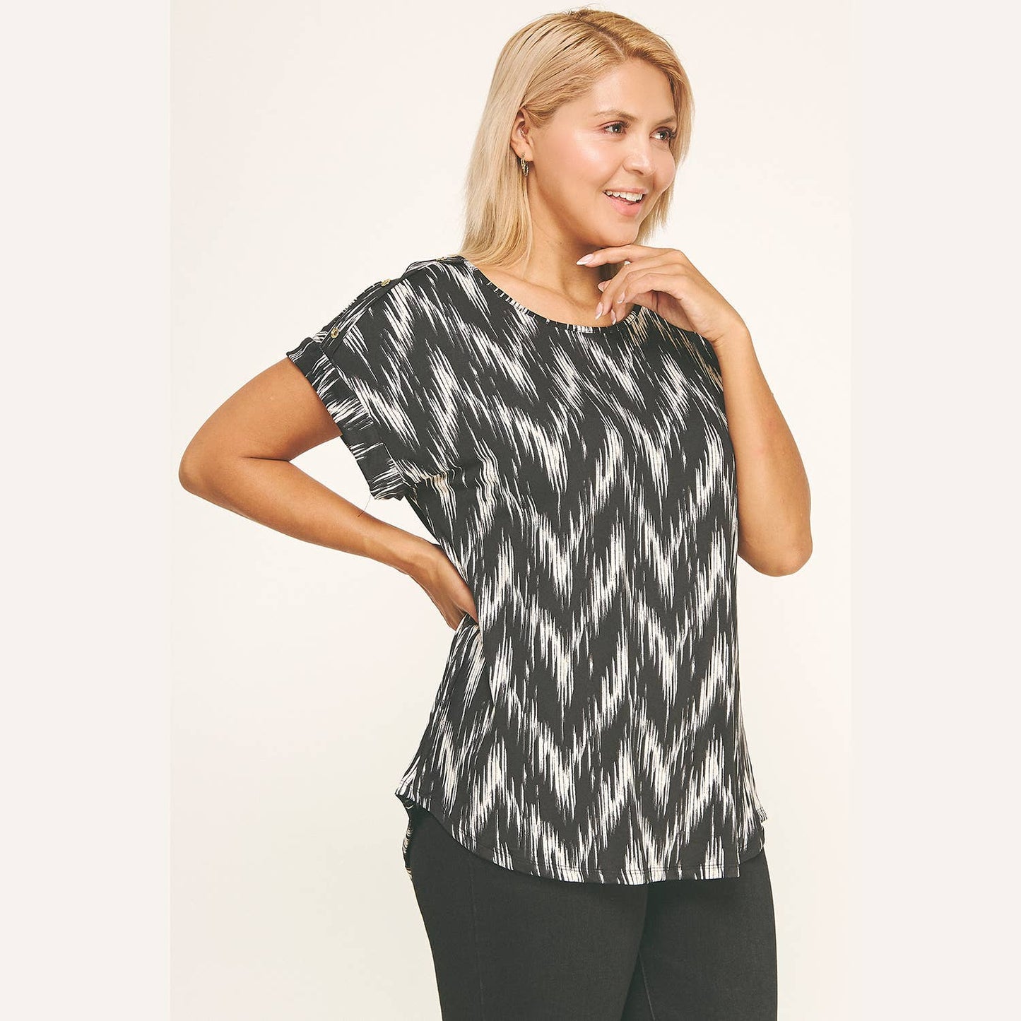 PLUS SIZE SHORT SLEEVE DOLMAN TOP